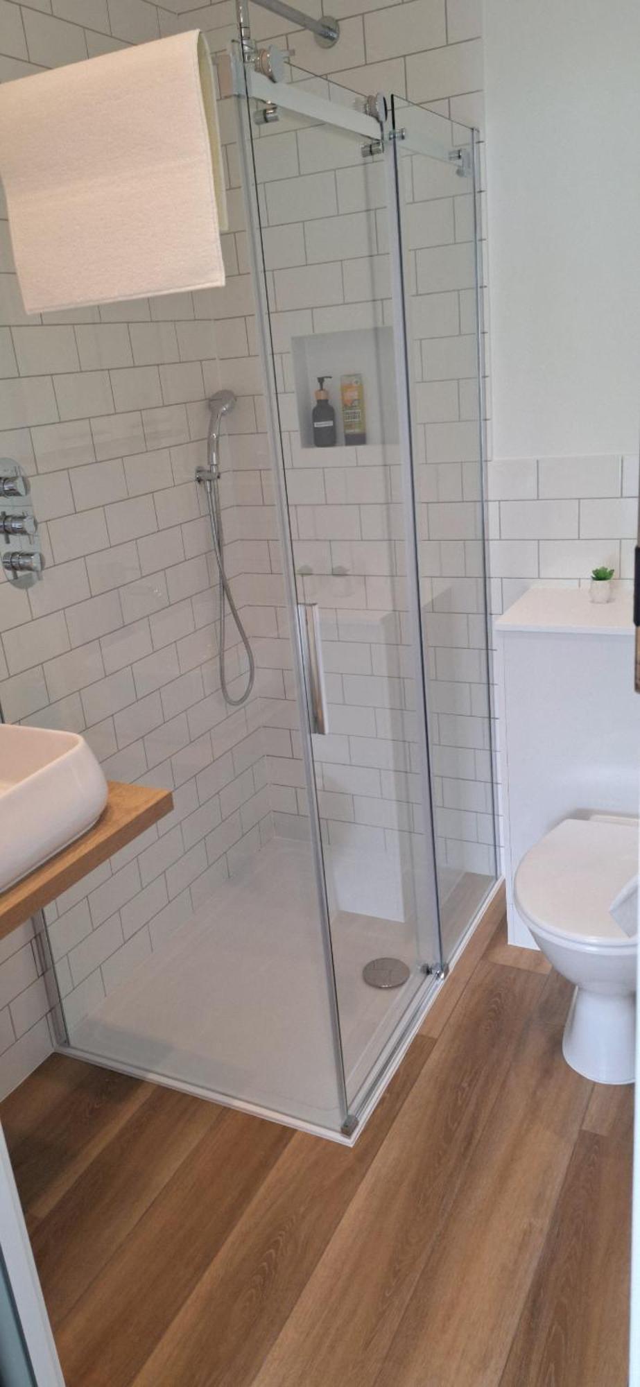 New 3 Bedrooms Flat In Ashford Near Heathrow Экстерьер фото